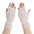 Weiße Spitzen-Fingerschutzhandschuhe für Damen, elegantes Blumenmuster, ideal zum Sonnenschutz. - Einheitsgröße / Weiß
