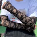 Schwarze Spitzen Armstulpen Sonnenschutz Fingerlose Handschuhe Damen Sommer Outdoor Fahrt. - Jacquard Halbfinger Stil (1150) / Schwarz (Papierkartenpaket)