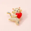 Kristal strass katten broche rood hart, vergulde schattige dieren speld voor dames kleding accessoire. - Rode hartjeskatbroche - goud