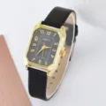 Orologio al quarzo alla moda con cassa quadrata dorata e cinturino in pelle nera. - Orologio Nero