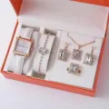 Vista dettagliata del set di gioielli con orologio quadrato da donna con bracciale e anelli. - 22+ Accessori (senza scatola)