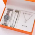 Elegante set di gioielli da donna con orologio al quarzo, bracciale luminoso e collana. - Orologio al quarzo con numeri romani e set di gioielli (43) / Set da Cinque Pezzi (Senza Scatola) / Argento