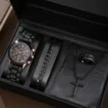 Set di orologi al quarzo nero di lusso con bracciale, anello e collana a croce per stile - Accessorio Gioiello (A2) / Senza Scatola