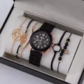 Elegante set da donna con orologio al quarzo e bracciale in silicone stile classico. - Set Orologio al Quarzo Nero e Bracciale Moda (31) / Senza Scatola / Nero