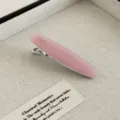 Rosa Acetat Haarklammer Entenschnabelclip minimalistische Seitenklammer fuer Damen Haarstyling. - Eisiges transluzentes Rosa