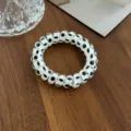 Zwart-wit gestippeld telefoonkoord haarexemplaar, naadloze elastische haarring voor dames. - Wit Grote Stippen