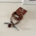 Bonito juego de coleteros coreanos con dijes de corazón, cintas a cuadros y cuentas. - Serie Marrón