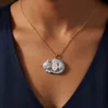 Élégant collier chat plaqué or 18K avec pendentif en zircone ovale scintillant pour femmes. - Colliers chat mince serrant un ovale