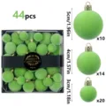 44pcs Green Flocked Christmas Balls Set Velvet Ornaments Tree Hanging Decor 3-5cm - 44 Pieces/Pack (Mixed Sizes) / Grinch Green