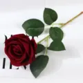 Seule rose rouge artificielle pour cadeau de Saint-Valentin et décoration de mariage. - Bordeaux