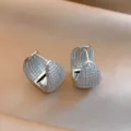 Orecchini a cerchio scintillanti in zirconia cubica per donna, gioielli di modo eleganti. - Orecchini / Argento