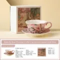 Set tazza da caffè e piattino in ceramica rosa con motivo a farfalla in confezione. - Stile Petalo Bianco Minerale (Confezione Regalo) / Set Tazzina & Piattino (Con Confezione Regalo)