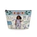 Vista dettagliata della borsa trucco stampa infermiera con grazioso design medico. - Infermiera Nera e Floreale (sn4563)