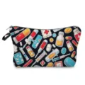Vista dettagliata della trousse trucchi con stampa medica, astuccio nero con zip per cosmetici. - Illustrazione Stampa Totale Nera (hzj0278)