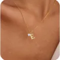 Collana con iniziale lettera E in oro con ciondolo pietra natale cuore viola da donna - Lettera A / Giugno