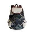 Detailansicht des modischen Rucksacks mit geometrischem Print und kontrastierenden Taschen. - Mode Geometrische Linie Farbblock Druck Stil (sj5053)