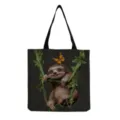 Détail de sac cabas en toile avec imprimé paresseux mignon, adorable paresseux sur lianes. - Vignes Papillon Foncées (hm6894)