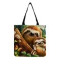 Vue détaillée du sac cabas en toile avec imprimé mignon de paresseux et de papillon. - Jungle Papillon Beige (hm6908)