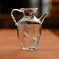 Pichet à thé transparent en verre avec motif de pin et de grue, idéal pour la cérémonie. - Série Pin et Grue - Théière Xiao Song
