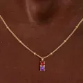 Collana con pietra portafortuna dorata e pendente in cristallo rosso e viola chic. - Collana con Strass Rosso e Viola (Stile 2)