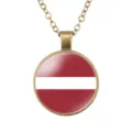 Retro Letland vlag hanger ketting voor heren, vintage legering sieraden item. - Letland Nationale Vlag Stijl (样式84)
