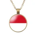 Vintage bronzen legering hanger ketting met rood-wit vlag ontwerp voor herenmode. - Rood-Witte Geometrische Vlag Stijl (样式100)