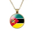 Vintage brons legering hanger ketting met nationale vlag ontwerp, retro accessoire. - Mozambique Vlag Stijl (样式104)