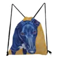 Nahaufnahme des blauen Hundedrucks auf dem Stoff, Detailansicht des schwarzen Kordelrucksacks. - Hunde-Druck Stil (sk4506)