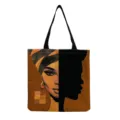 Détail de sac à épaules en toile avec impression graphique de femme africaine et poignées. - Style de Portrait d'Art Fond Naturel (hmk3506)