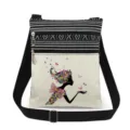 Vista detallada del bolso cruzado de lona con estampado de mariposa floral y doble cremallera. - Estilo Estampado Mariposa Flores Florecientes y Silueta Mujer (xk2489)