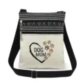Vue détaillée du sac bandoulière en toile avec doubles fermetures éclair et imprimé chien. - Style Maman Chien (xk4382)