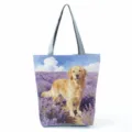 Detailansicht der niedlichen Golden Retriever Welpen Druck Handtasche, grauer Schultergurt. - Golden Retriever & Lavendel Stil (hlk2848)