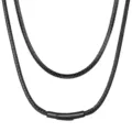 Primo piano dettagliato della collana con cordino in pelle intrecciata nera e metallo. - Modello due / 40CM / 3mm / Nero