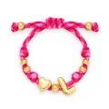 Roze gevlochten armband met gouden letter L bedel, hartje en verstelbare pasvorm. - L