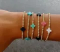 Bracciali di perle elastiche con ciondoli a croce colorati, gioielli da polso alla moda. - Design Combinato Multistrato / Multicolore Tono Oro