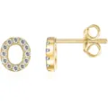 Orecchini a lobo lettera O bagnati d'oro con pave di zirconi splendenti per donna. - Oro O