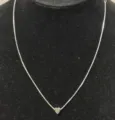Collana con ciondolo a cuore delicato color argento con lettera iniziale N su catena - Lettera A / Argento