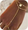 Bracelet de chaîne de main double doré avec pendentif lettre B pour femme bijou détail. - Bracelet à Double Couche Relié à une Bague / Lettre A / Or