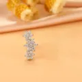 Edelstahl Zirkonia Blumen Knorpel Ohrring, elegante Helix Piercing Variante in Silber Farbe. - Drei-Zirkonia-Stil (1603 Silber) / 1.2x6mm (Stabdicke x Länge)