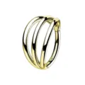 18G roestvrijstalen driedubbele ring piercing sieraden, gedetailleerde close-up van gouden oorbel. - 1.0x8mm / Goud