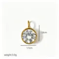 Exquisiter minimalistischer goldener runder Zirkonia Anhänger mit Detailansicht. - Runder Anhänger / Gold