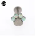 G23 Titan Katzenpfote Labret Stecker Piercing Schmuck mit bunten synthetischen Opal Steinen - Katzenpfote-Stil (M1770) / 1,2 x 6 mm Stab / M0,9-Gewinde / Versilberter Künstlicher Opal (OP17)