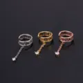 Edelstahl Römische Ziffern Zirkon Ohrklemme mit Kette Detailansicht Präsentation Stil - Stil 7