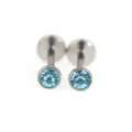 G23 Titan Flachruecken Labret Stecker mit hellblauen Kristallen fuer Koerperpiercing Schmuck. - Aquamarin / 0.8x8x2mm