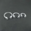 Klares Acryl Hufeisen Piercing Ring Detailansicht, transparenter Körperschmuck für Lippen. - Runder Nasenring / 1.2x10x3mm / Transparent