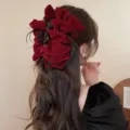Gran pinza para el pelo de rosa de terciopelo rojo mujer elegante accesorio cabello - Pinzas para el cabello con lazo rojo