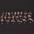 Detaillierter Roségold Knorpel-Piercing-Stecker mit Zirkonia und Schraubverschluss. - Stil A / Roségold
