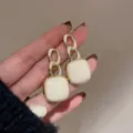 Minimalist gold metal chain square white resin earrings, stylish elegant chic ear jewelry for women. - Chain Square Pendant Style / White