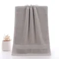 Unifarbenes reines Baumwollgesichtstuch, weiches saugfähiges graues Handtuch für den Haushalt - Kletter-Stil Grau