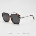 Luxury oversized tortoise shell sunglasses for women with metal temples and stylish design. - Tortoiseshell C2
